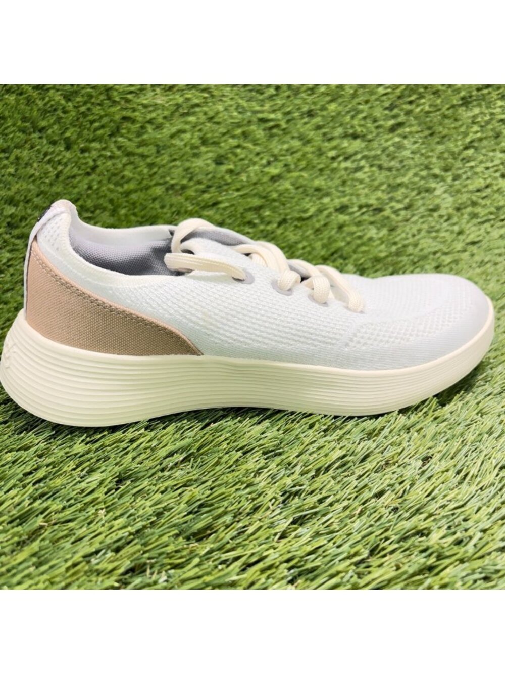Allbirds Tree Runner Go Womens Size 7.5 White Athletic Running Shoes Sneakers
